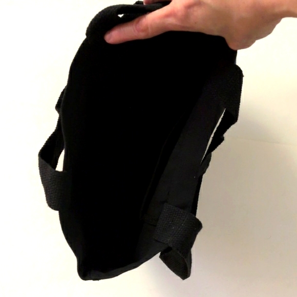 Limited Edition Toronto Public Library Tote Bag!! - Picture 4 of 9